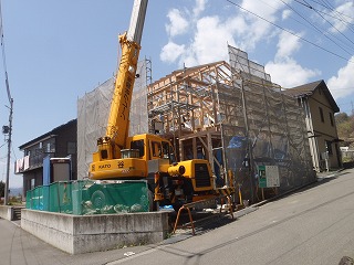 建て方作業２日目