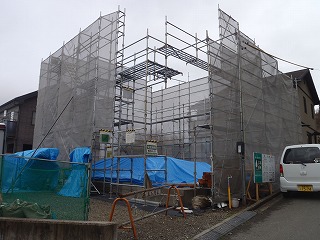 建て方作業１日目