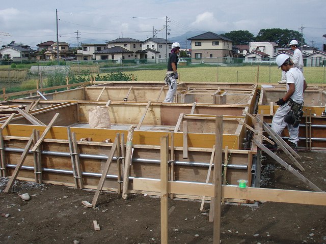 基礎工事